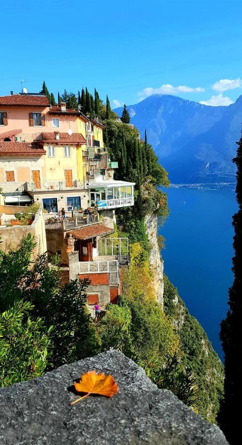 Villetta Sogno Sul Lago By Gardadomusmea Tremosine Exterior photo